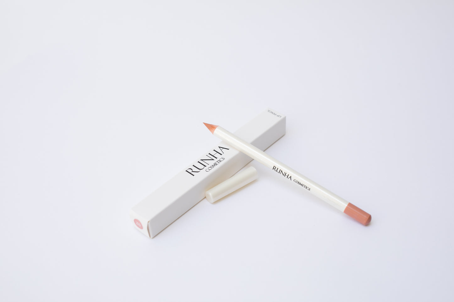 SLIM MATTE LIP LINER