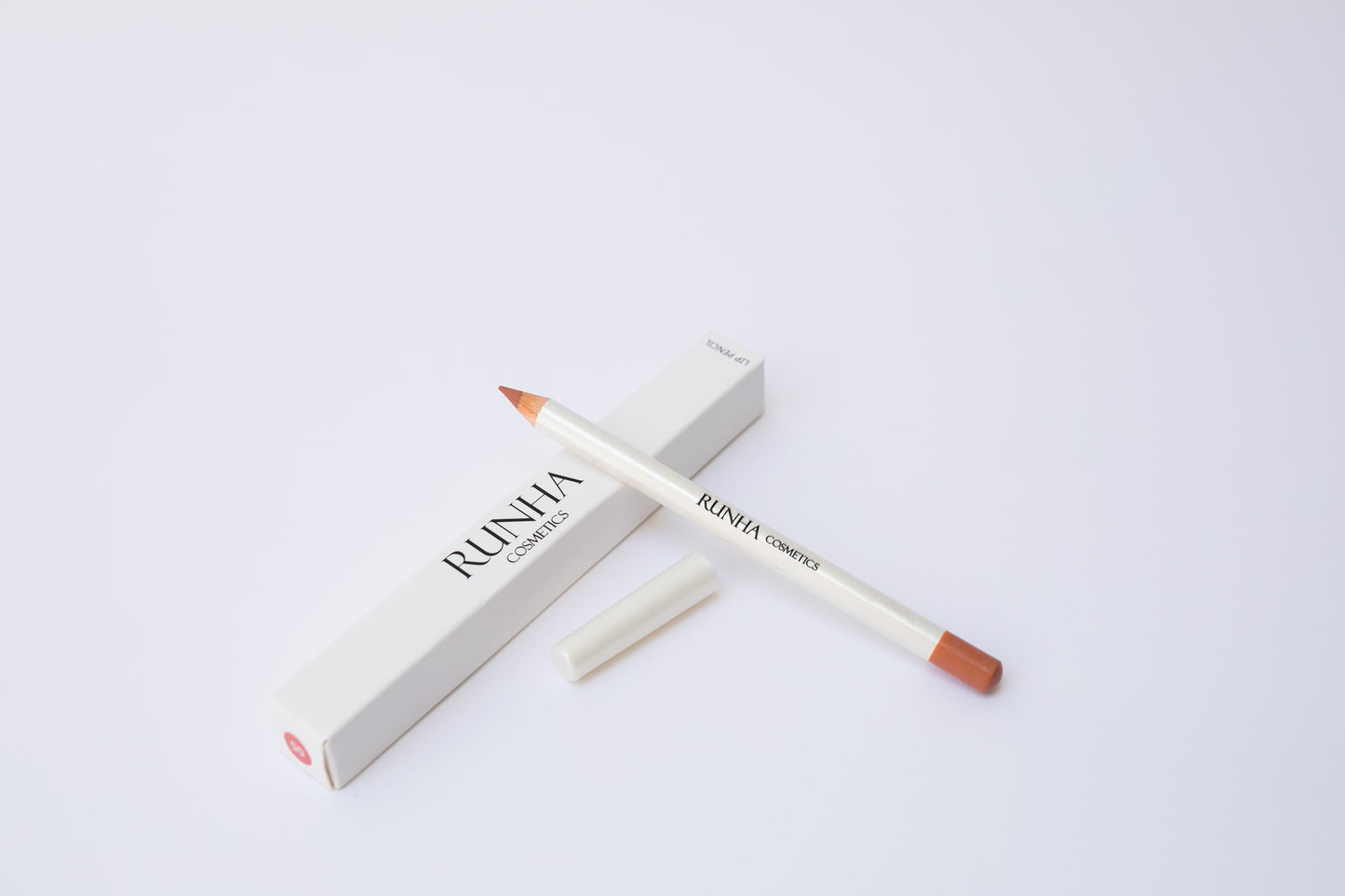 SLIM MATTE LIP LINER