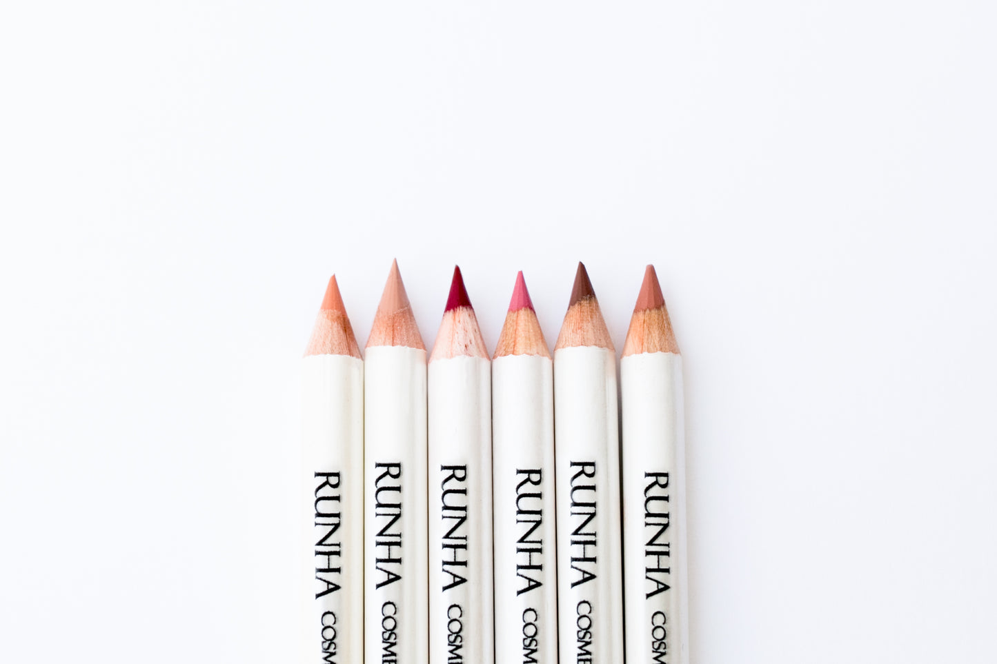 SLIM MATTE LIP LINER