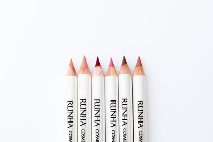 SLIM MATTE LIP LINER